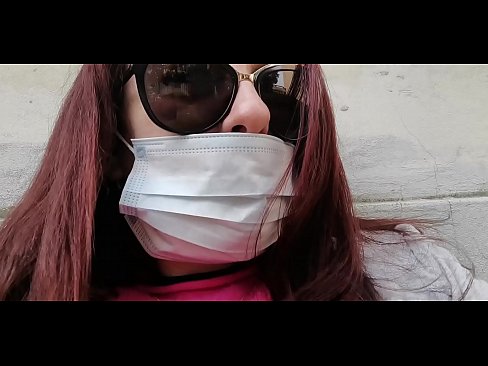 ❤️ Nicoletta se maščuje svojemu sosedu in mu urinira v garažo (Posebna italijanska karantena Covid19) ❤❌ Pravi pornič pri nas ❌️